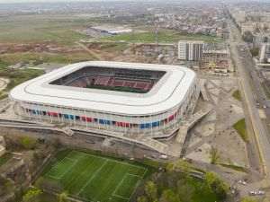 Ministrul Apărării vrea să modifice legea pentru ca Steaua Bucureşti să poată promova în Superligă