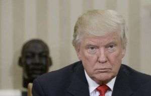 Donald Trump anunţă că va discuta cu liderii iranieni 