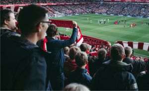 Cluburi europene de fotbal continuă afacerile cu cele din Rusia, în ciuda războiului