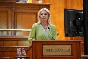 Alina Gorghiu îl critică pe George Simion după scandalul din Parlament privind forţele americane