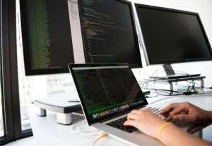 TradeVille: Oracle accelerează pe valul AI