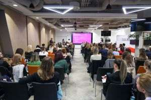 HumAInity: „9% dintre români nu au competenţe digitale, iar AI accelerează schimbările pe piaţa muncii”