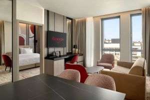 Schneider Electric: „Implementăm un sistem complet de automatizare într-un hotel Ramada din Zalău”