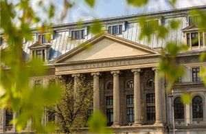 Photo source: facebook/ Universitatea din Bucureşti 