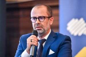 PIFM: Guvernul blochează în mod abuziv accesul companiilor din România la muncitorii străini