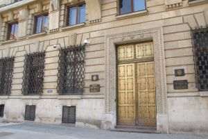 Luna martie în cifre