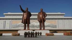 Marele Monument de pe Dealul Mansu din Pyongyang