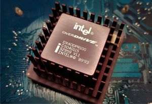 TradeVille: Intel - rezultate şi prognoze peste aşteptări