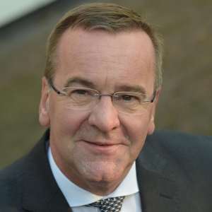 Reuters: Retragerea trupelor americane demonstrează că Europa trebuie să-şi asume o mai mare responsabilitate, declară Boris Pistorius