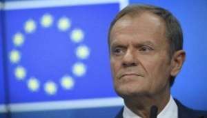 Sky News: NATO este în pragul dezintegrării, avertizează premierul polonez