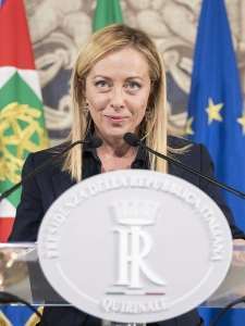 AFP: Italia şi Azerbaidjanul îşi vor consolida legăturile în domeniile energiei şi apărării, afirmă Meloni