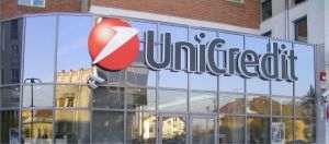 UniCredit vrea să-şi vândă subsidiara din Rusia către un investitor din Emirate
