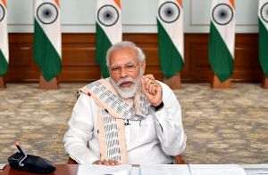 Narendra Modi cere populaţiei şi companiilor din India să reducă consumul de combustibil