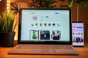 Instagram a lansat funcţia Instants