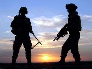 Canada îşi consolidează alianţele militare arctice cu ţările nordice 