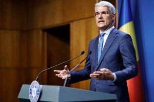 Pîslaru: ”Cei care au declanşat criza politică trebuie să îşi asume acest lucru”