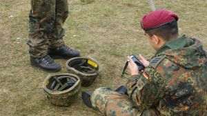 Reuters: Japonia respinge acuzaţiile de „militarism” şi critică extinderea militară a Chinei, la summitul de la Singapore