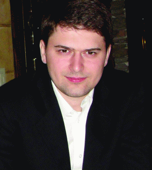 Domnul Andrei Costea, directorul general al firmei "Secom".