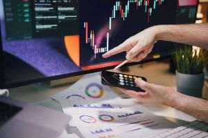 FNGCIMM lansează un proiect de 149 de milioane de lei pentru IMM-urile din Regiunea Centru a României