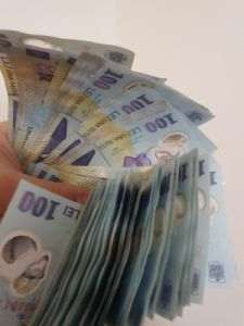 INS: Cifra de afaceri din serviciile pentru populaţie a înregistrat un declin de 10,3% în aprilie