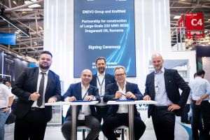 ENEVO Group şi Kraftfeld, la semnarea contractului 