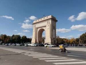 Bucureştenii, tot mai nemulţumiţi de trafic şi aglomeraţie