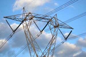 UE pregăteşte un plan de electrificare pentru reducerea consumului de petrol şi gaze