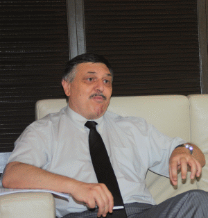 Adrian Ionaşcu, directorul general "Blue Air".