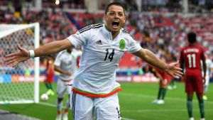 Atacantul mexican Javier Hernandez a semnat cu Atletico Dallas