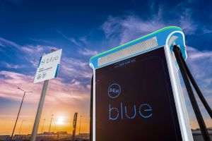 Cinci ani de PPC blue: Reţeaua publică de încărcare din Grecia se extinde în Europa de Sud-Est