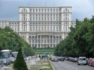 Senat: Proiectul legii privind integritatea - dezbătut şi votat miercuri