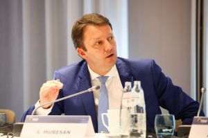 Siegfried Mureşan: Timp de aproape patru ani şi jumătate, Ministerul Muncii, condus de PSD, nu a reuşit să ducă jalonul la îndeplinire