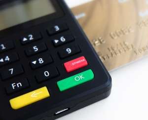 Revolut extinde serviciile prin lounge-uri în aeroporturi europene