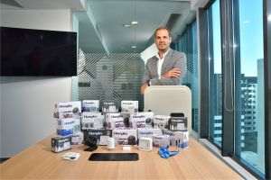„Valoarea reală nu se construieşte doar prin stocare sau distribuţie, ci prin capacitatea de a dezvolta, testa şi îmbunătăţi constant soluţii tehnologice care răspund unor nevoi reale din piaţă”, spune Bogdan Panainte, CEO şi cofondator Homplex.