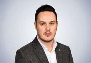 Alexandr Jeleascov, Packeta