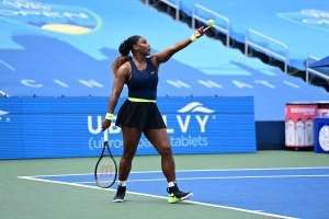 Surorile Serena şi Venus Williams, eliminate în primul tur la dublu, la Cincinnati Open