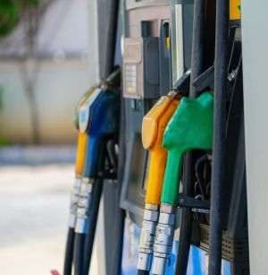 Georgia a început să cumpere petrol din Kazahstan pentru respectarea sancţiunilor UE