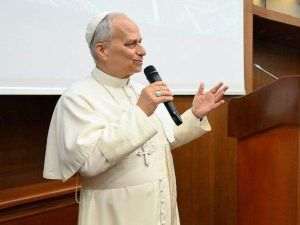 Anadolu: Papa spune că IA ar trebui să fie „slujitoarea binelui comun”, nu rivala umanităţii