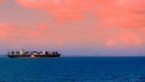 Reuters: O navă sud-coreeană va testa o rută comercială arctică