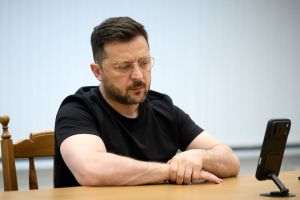 Politico: Volodimir Zelenski afirmă că organizarea de alegeri ar diviza Ucraina în plin război