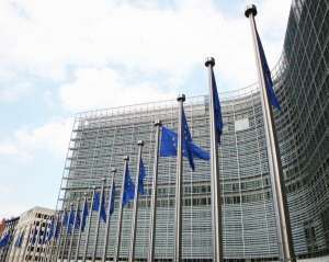 Reuters: UE aprobă un nou ajutor de 6,1 miliarde de euro pentru apărarea Ucrainei