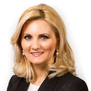 Varinia Radu, Head of Energy and Climate Change CMS România şi Deputy Head of CEE Energy Projects and Construction Practice