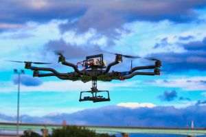 ONU şi Crucea Roşie solicită adoptarea unor norme pentru armele autonome