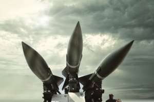 Politico: Războiul din Iran reduce stocurile de rachete ale SUA şi complică achiziţiile militare ale Australiei