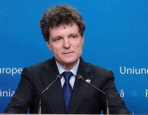 Nicuşor Dan participă la evenimentele organizate în Republica Moldova de Ziua Independenţei