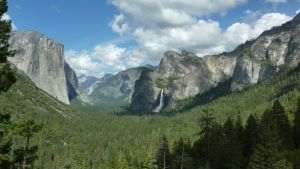 Administraţia Trump a analizat în secret cedarea unei părţi din Parcul Yosemite către un dezvoltator imobiliar