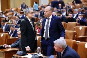 Alexandru Muraru: PNL şi USR protestează împotriva alianţei PSD-AUR-SOS