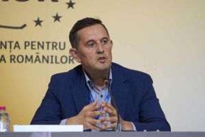 Gheorghe Piperea se declară pregătit să preia funcţia de premier şi propune o alianţă PSD-AUR