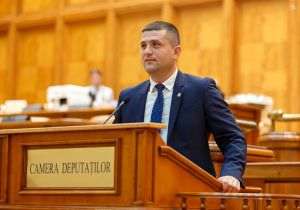  Radu Miruţă: În plin război hibrid, PSD pune şef la TVR o propunere AUR