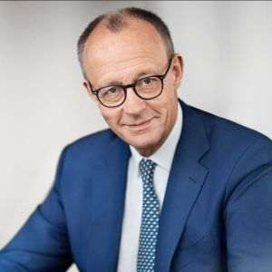  The Guardian: Cancelarul Merz acuză AfD că promovează „epurarea etnică” prin campania de „remigrare”
